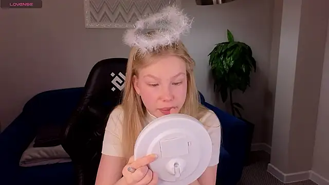 Sarra Cooper online show from 02.13.25