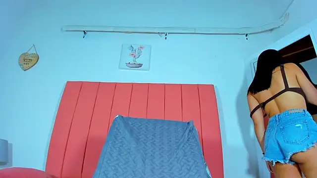 valen rose0 online show from 12.05.24