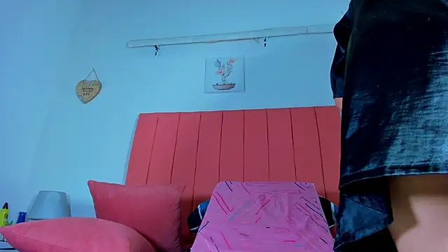 valen rose0 online show from 01.21.25