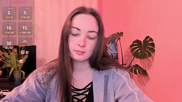 cClandesTina online show from 03.10.25