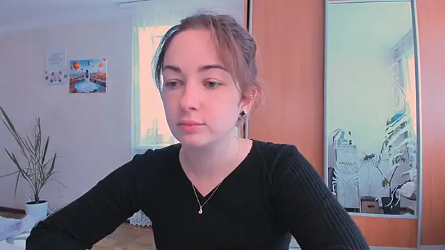 cClandesTina online show from 09.18.25