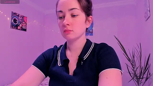 cClandesTina online show from 10.03.25