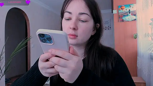 cClandesTina online show from 02.10.26