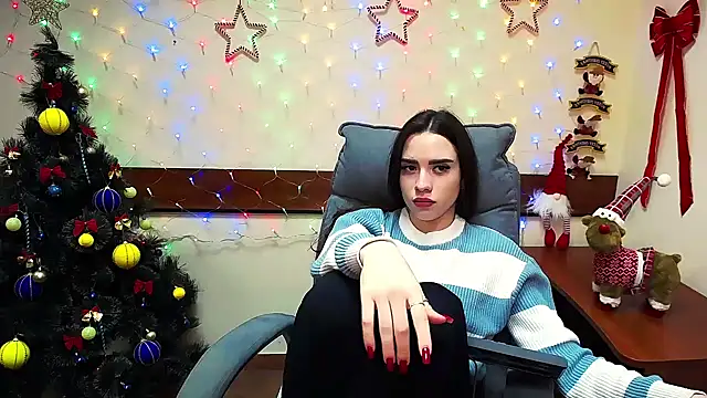  your fantasy girl online show from 12.23.24