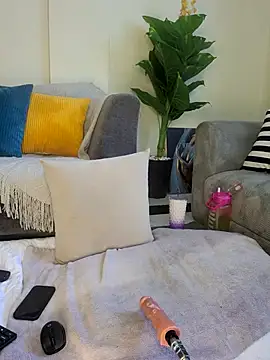 Snapshot of Sexxy_mariana chatting on 07.17.26 Sexxy mariana online show from 07.17.26