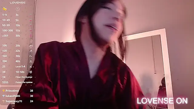 littleebluee online show from 01.10.25