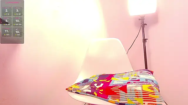 littleebluee online show from 03.17.25