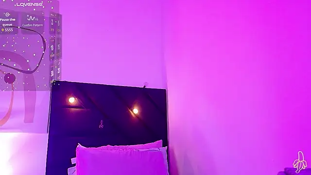 littleebluee online show from 08.03.26