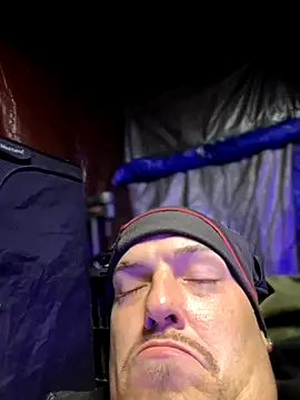 joeycbigcock online show from 11.28.25