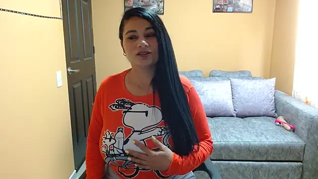 Snapshot of Kerly_Lopez chatting on 01.25.25 Kerly Lopez online show from 01.25.25