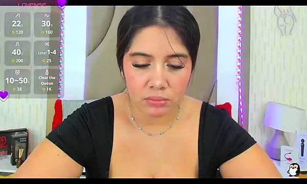 ThyaraJhons online show from 10.08.25