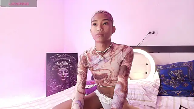 Snapshot of alejo_cute chatting on 03.22.25 alejo cute online show from 03.22.25