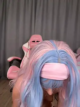 Snapshot of maddisonblush chatting on 03.21.25 maddisonblush online show from 03.21.25