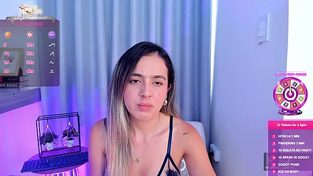 Lucyortiz  online show from 12.20.24