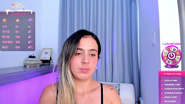 Lucyortiz  online show from 12.20.24