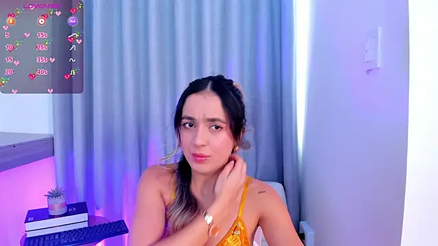Lucyortiz  online show from 03.11.25