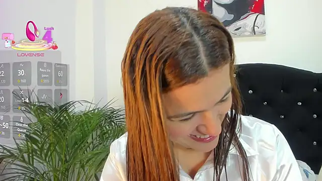 Snapshot of Alexandra_Torress chatting on 06.27.26 Alexandra Torress online show from 06.27.26