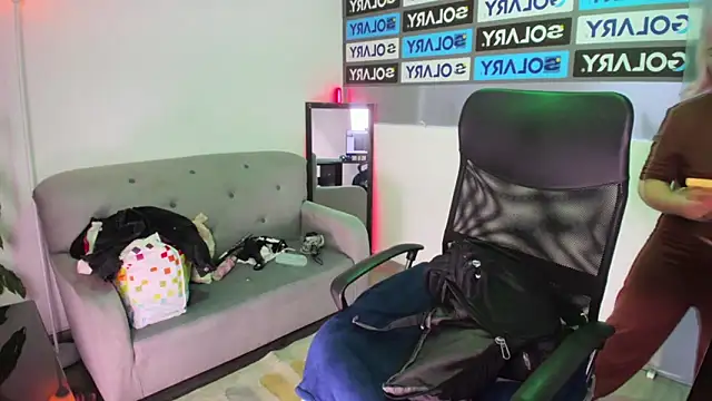 Amy hoy69 online show from 09.19.25