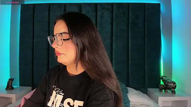 IsabellaGrey19 online show from 11.16.25