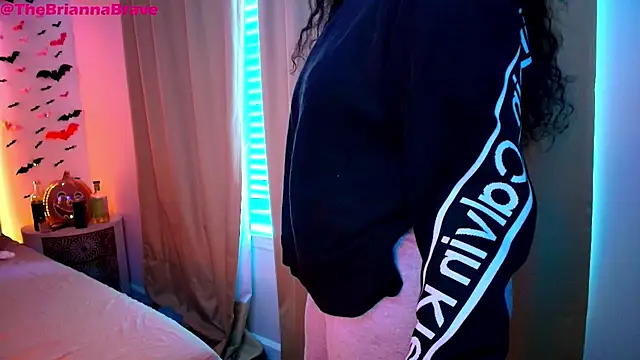 BriannaBrave online show from 10.15.25
