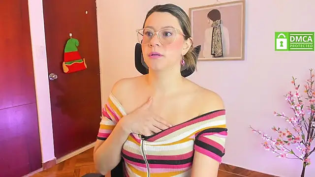 Chanelll Taylorr  online show from 12.19.24