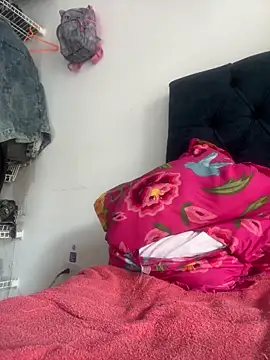 ZTahya online show from 11.14.25