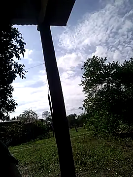 Snapshot of natally_ross21 chatting on 04.22.26 natally ross21 online show from 04.22.26