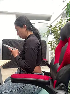 luna asss online show from 02.20.25