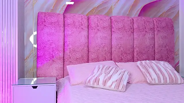 kendal rossi online show from 03.20.26