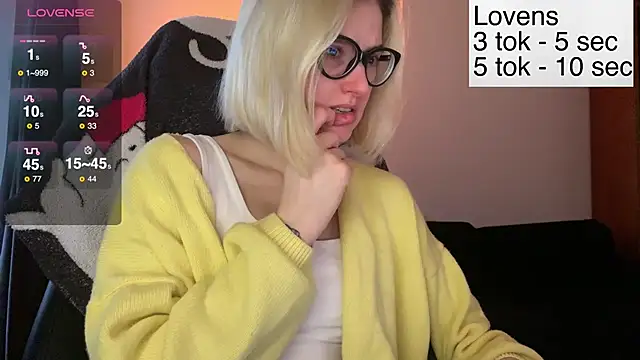 Sexy Sweets online show from 11.26.25