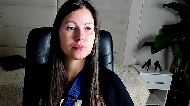 Snapshot of Dana__dom chatting on 10.25.25 Dana dom online show from 10.25.25