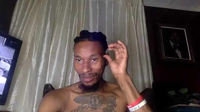 KingDerRico online show from 11.30.25