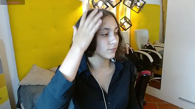 xlunna online show from 12.13.25