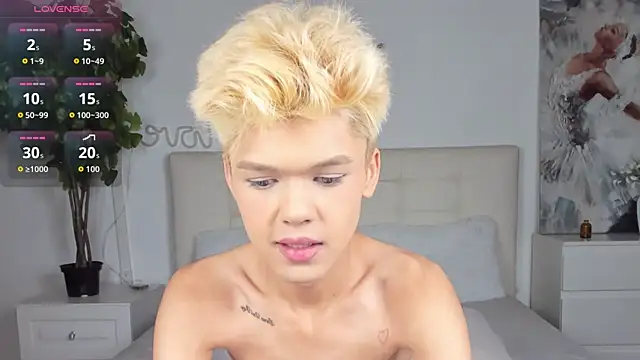 Felix Rey online show from 11.26.25