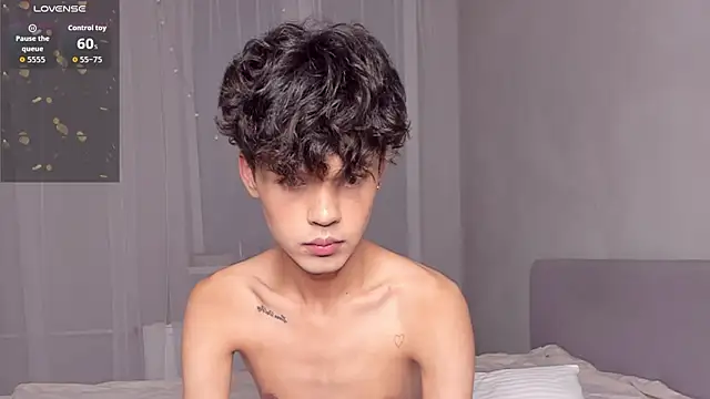 Snapshot of Felix_Rey chatting on 07.18.26 Felix Rey online show from 07.18.26