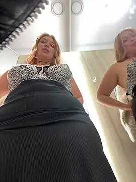 Sweet   Emily online show from 12.15.24