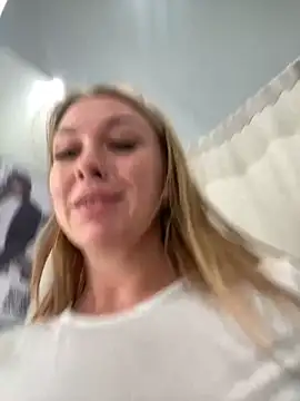 Sweet   Emily online show from 03.19.25