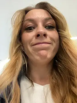 Sweet   Emily online show from 10.06.25