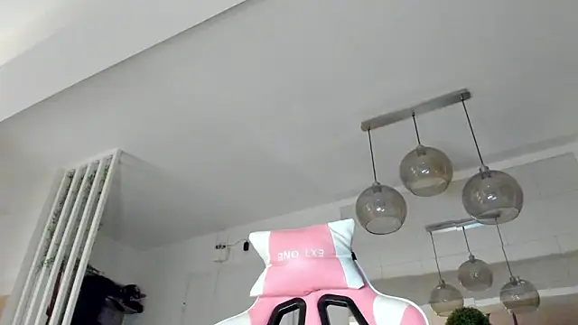 IreneVON online show from 11.18.25