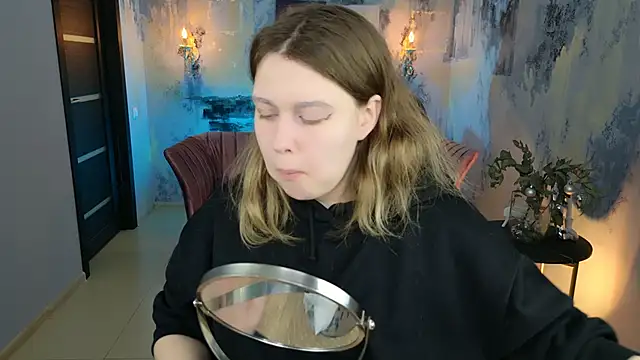 FioraMarmoris online show from 12.26.24
