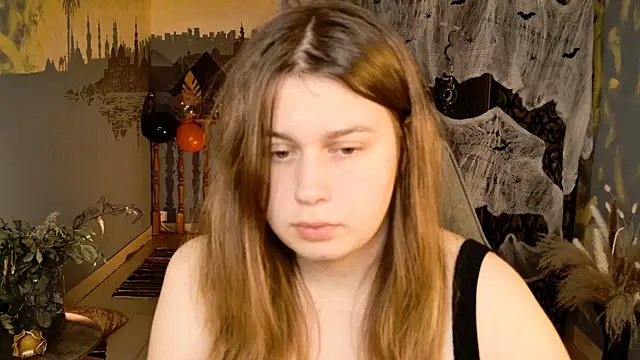 FioraMarmoris online show from 10.18.25