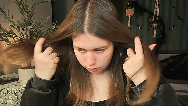 FioraMarmoris online show from 10.19.25