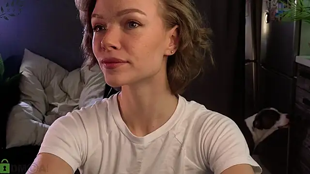 Eva Natsumi online show from 10.26.25