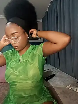 Queen-Chocolate online show from 09.25.25