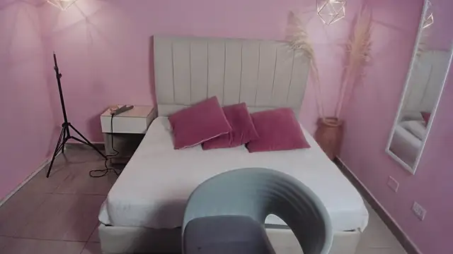 Lili Monroy online show from 02.01.25
