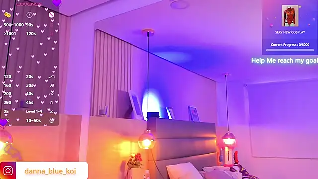 Snapshot of blue_koi chatting on 01.11.25 blue koi online show from 01.11.25