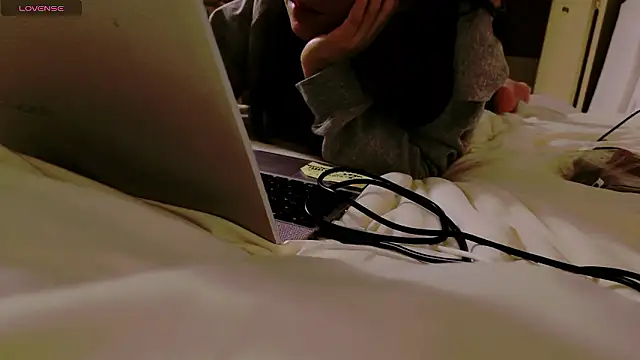 maii- online show from 02.01.26