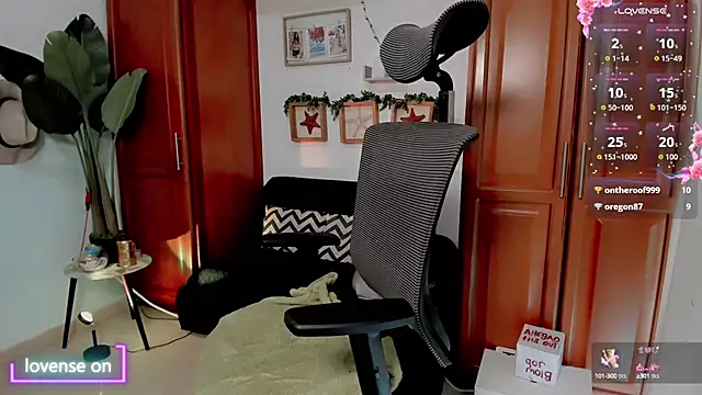 doris cruz online show from 10.15.25