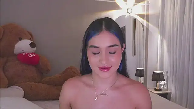 AnnyHizzle online show from 10.16.25