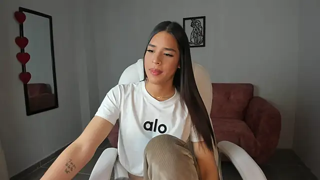 Alice23jones online show from 03.07.25
